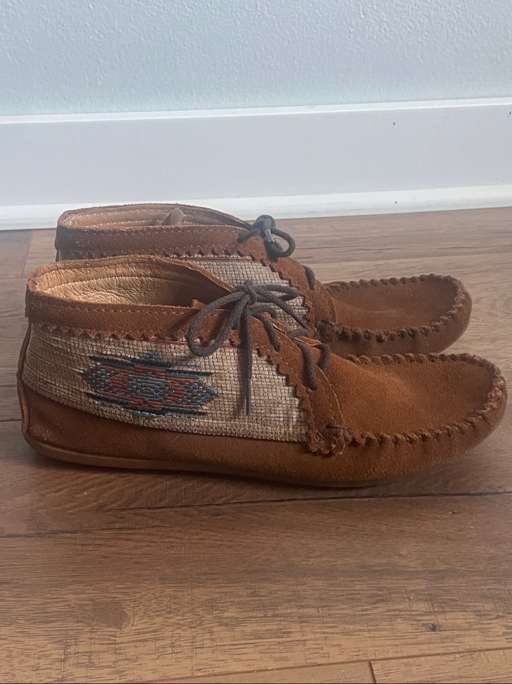 Minnetonka El Paso Ankle Boots Size 9